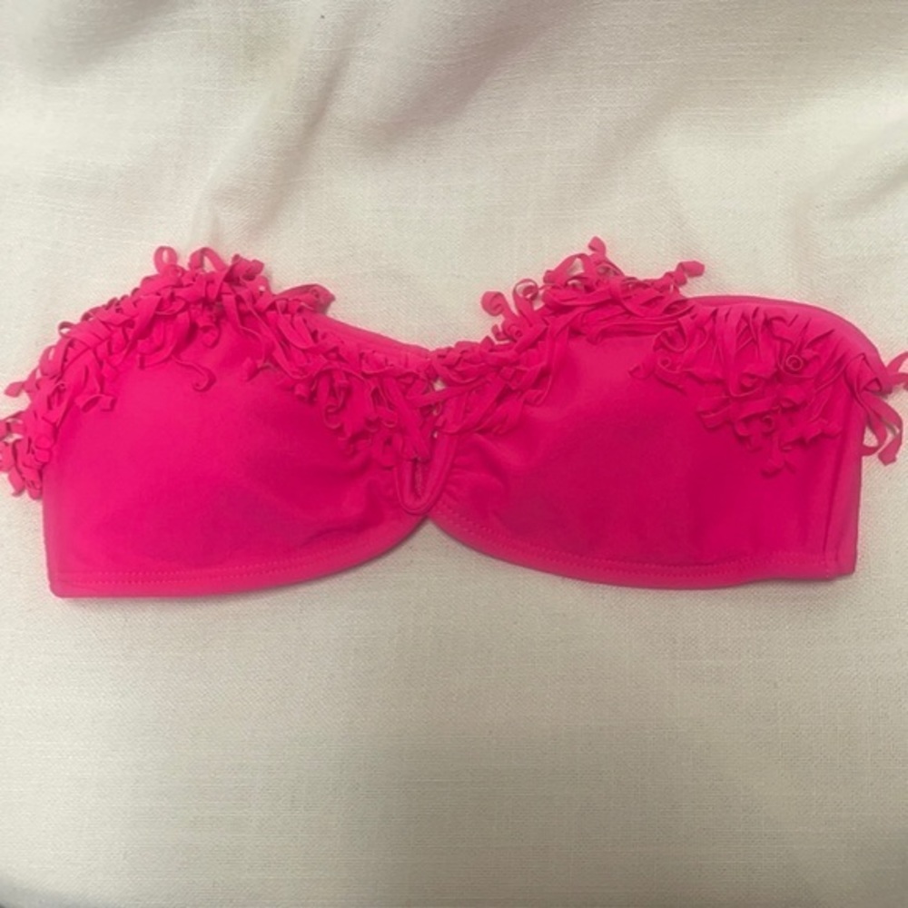 Size Medium Malibu Bikini Top